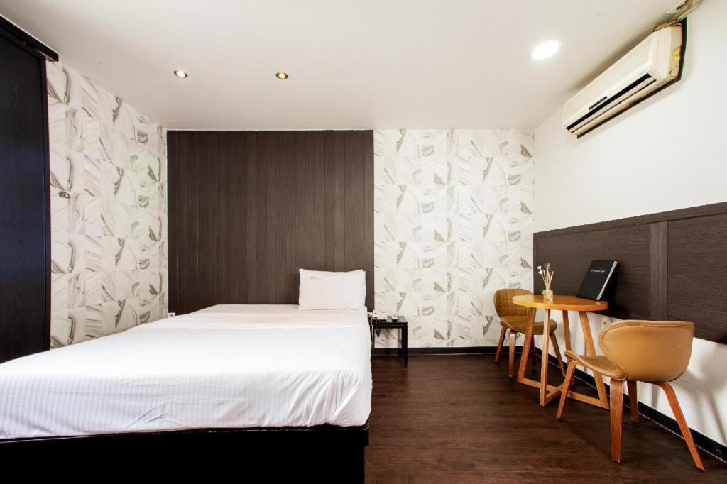M7 Business Hotel Chilgok Eksteriør bilde