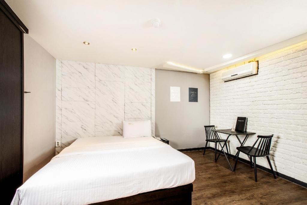 M7 Business Hotel Chilgok Eksteriør bilde