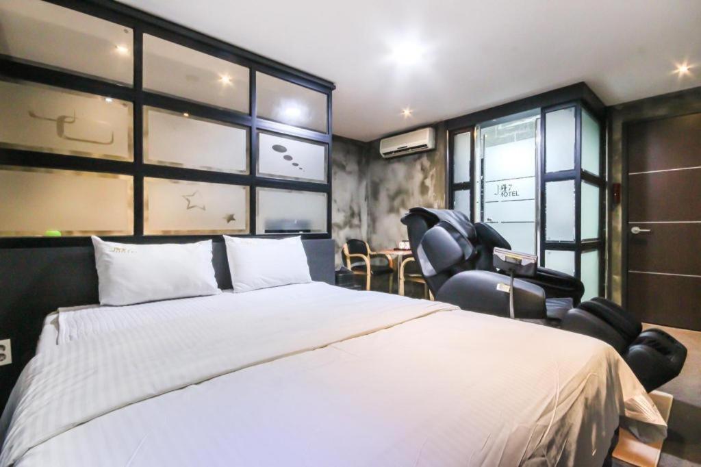 M7 Business Hotel Chilgok Eksteriør bilde