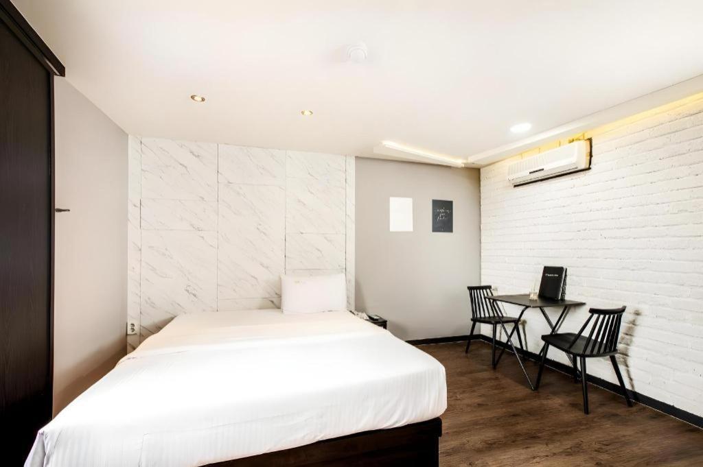 M7 Business Hotel Chilgok Eksteriør bilde