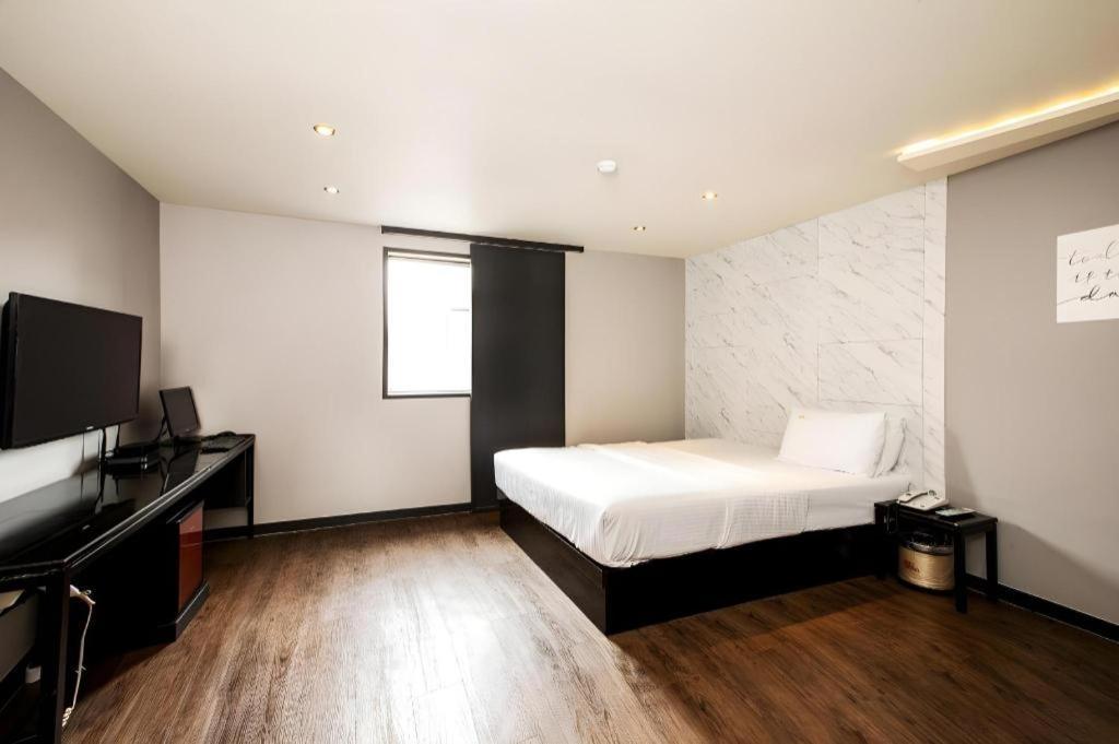 M7 Business Hotel Chilgok Eksteriør bilde