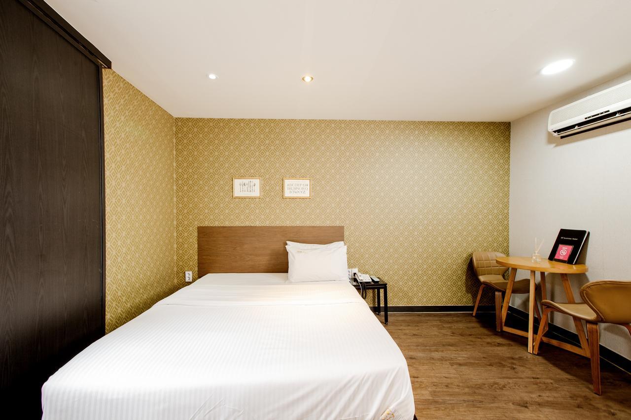M7 Business Hotel Chilgok Eksteriør bilde