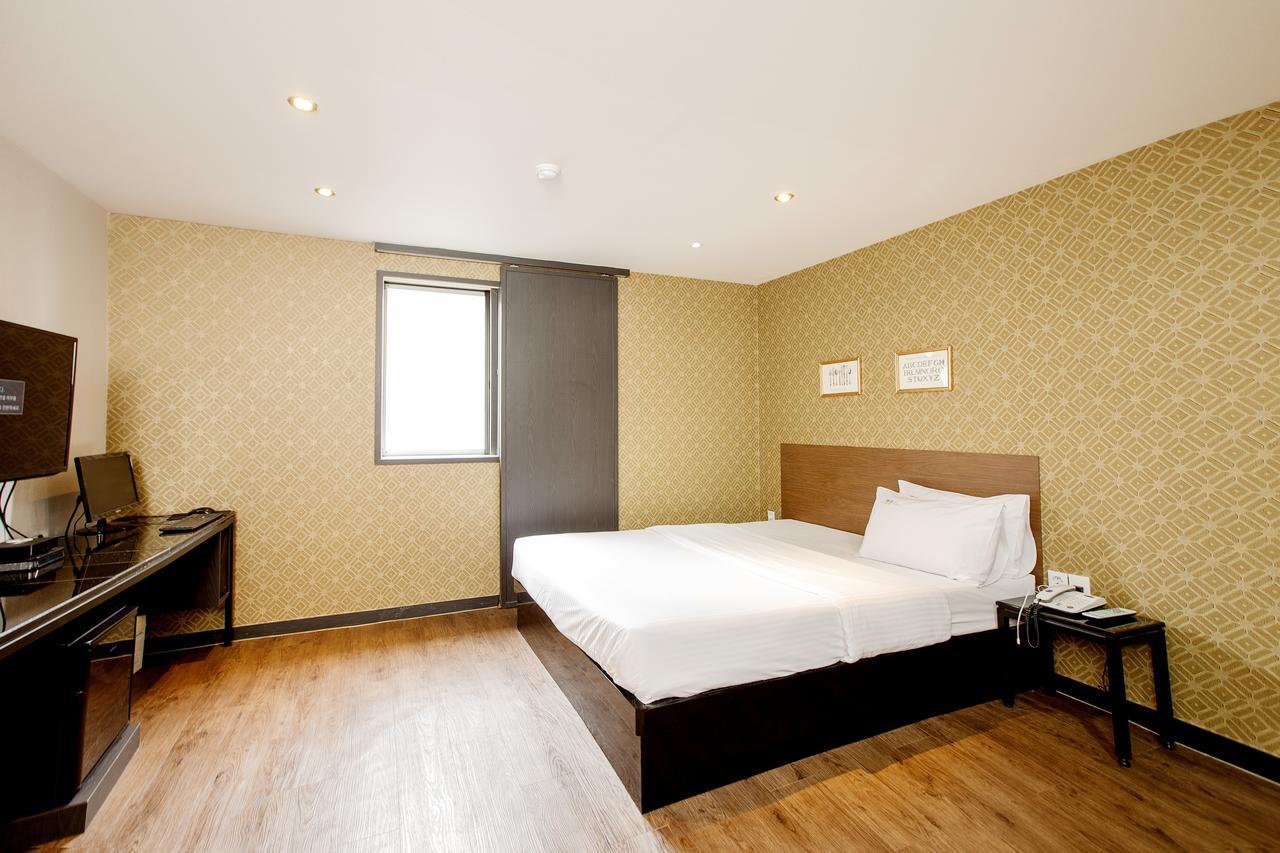 M7 Business Hotel Chilgok Eksteriør bilde